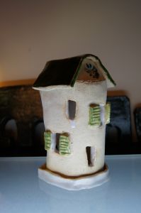 ceramiczny domek- lampion